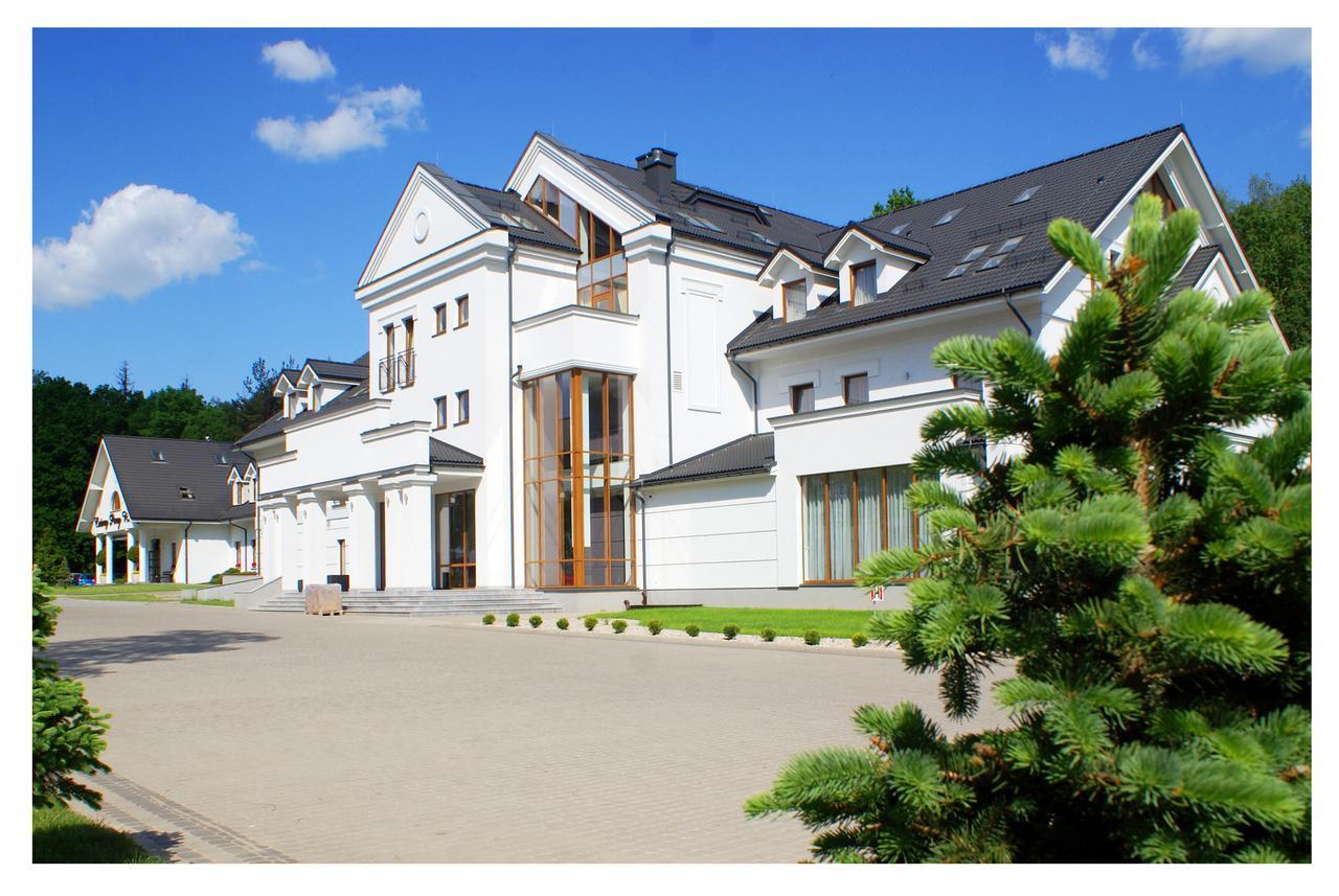 Hotel Cztery Pory Roku Бельск-Подляски Экстерьер фото