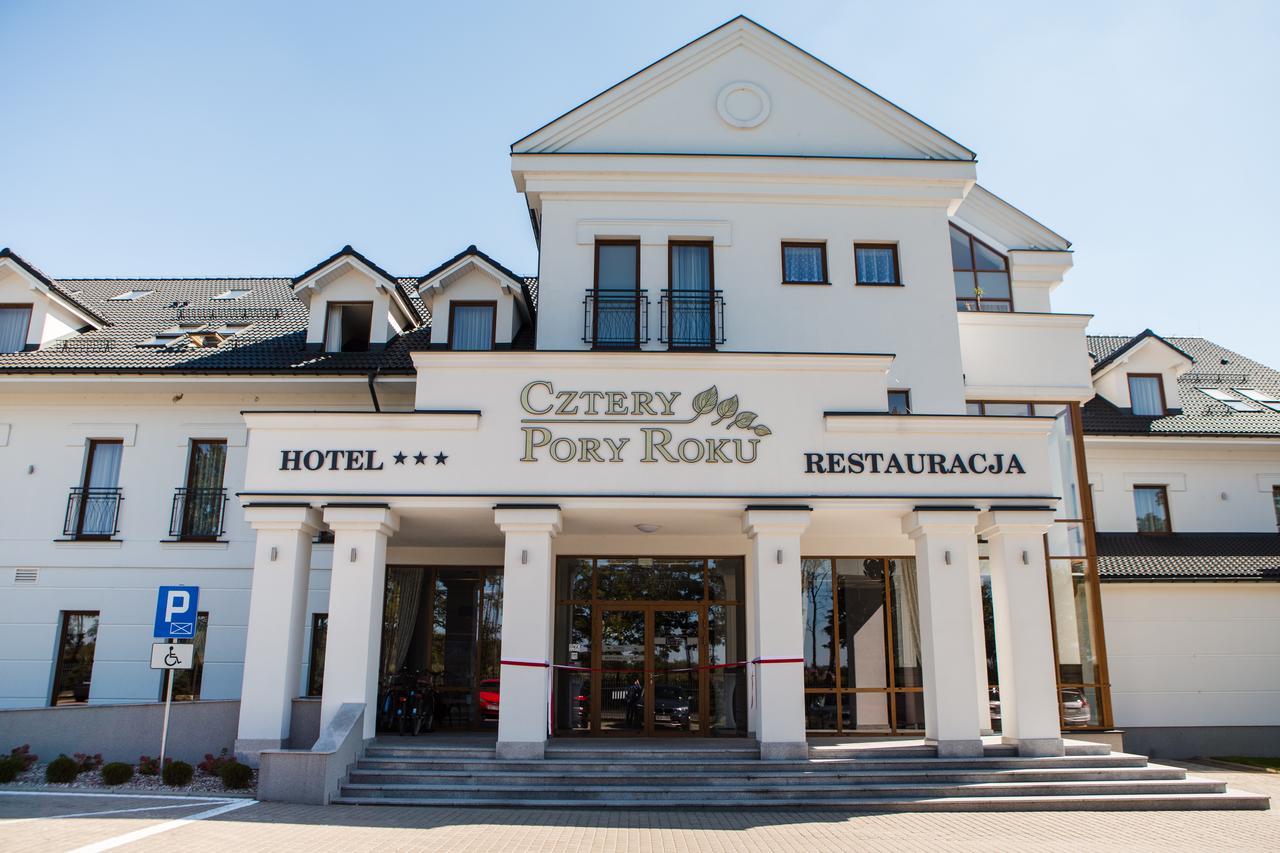 Hotel Cztery Pory Roku Бельск-Подляски Экстерьер фото